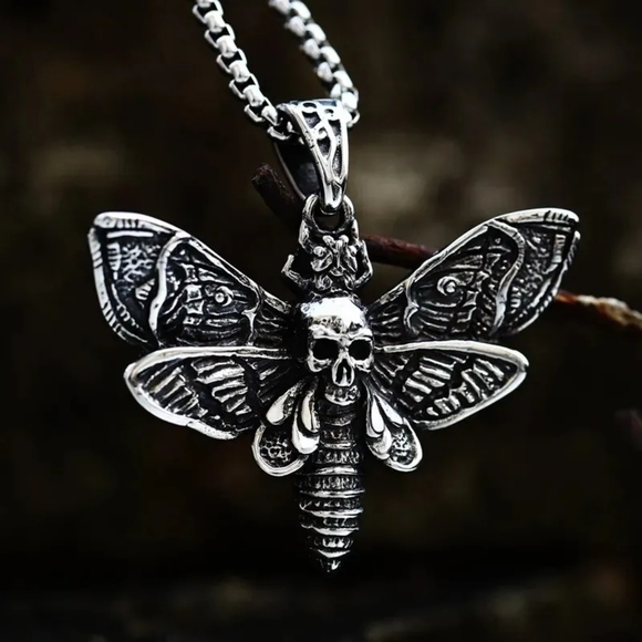 WWE Wyatt Family Bray Wyatt The Fiend Vintage Moth Necklace Pendant - Picture 12 of 12
